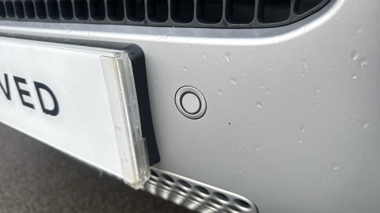 Land Rover Defender 2.0 D200 SE 110 5dr Auto Diesel Estate